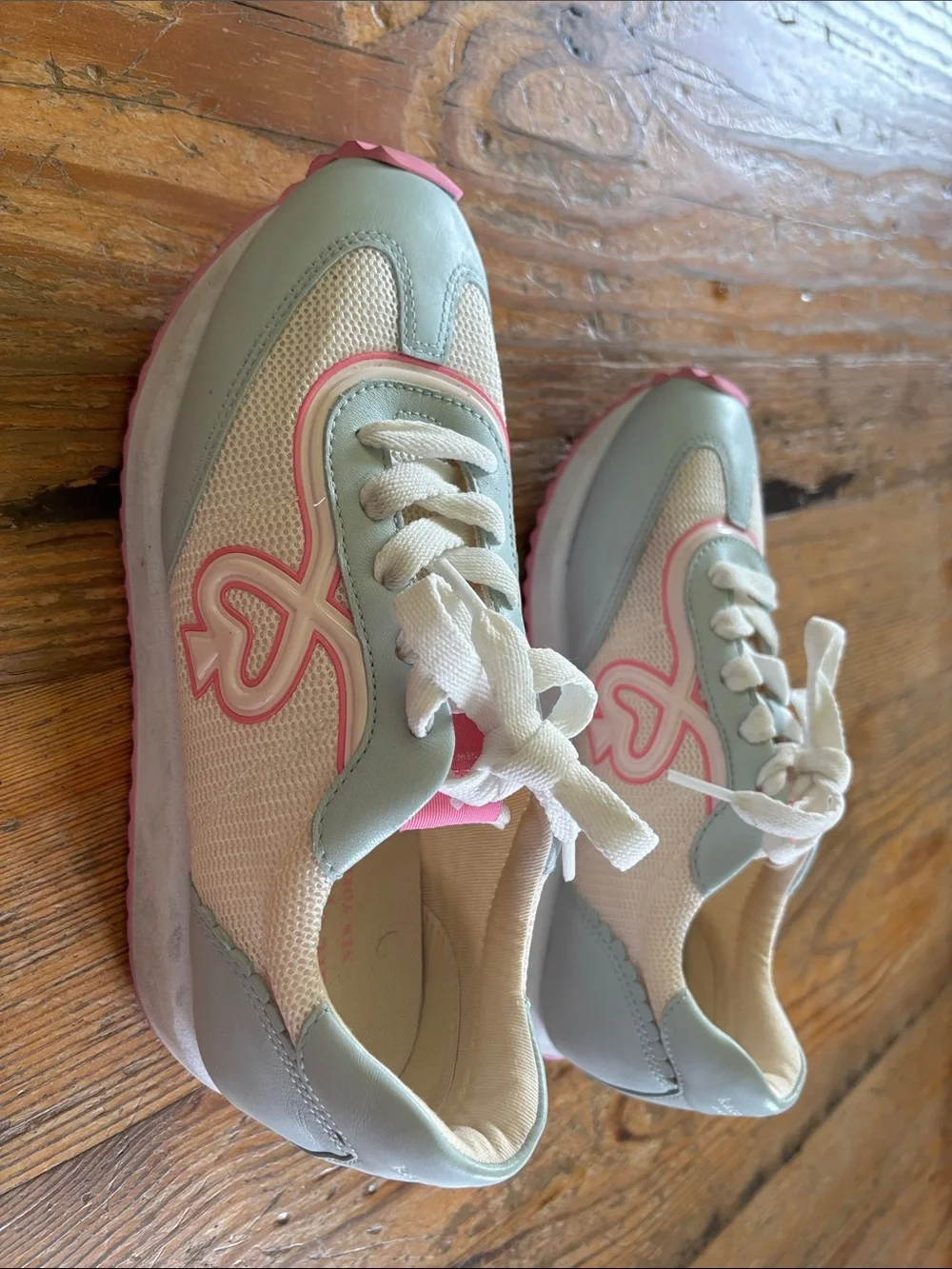 kate spade lightweight athletic